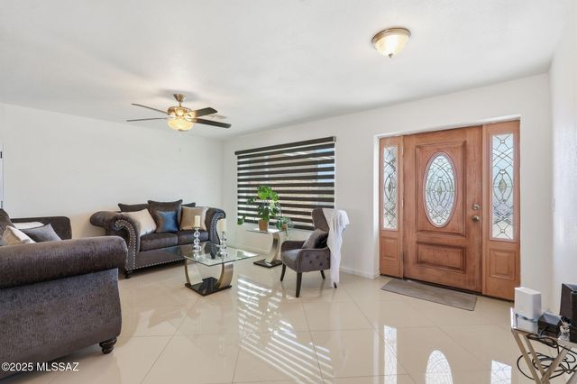 952 Via Plata, Rio Rico, AZ 85648