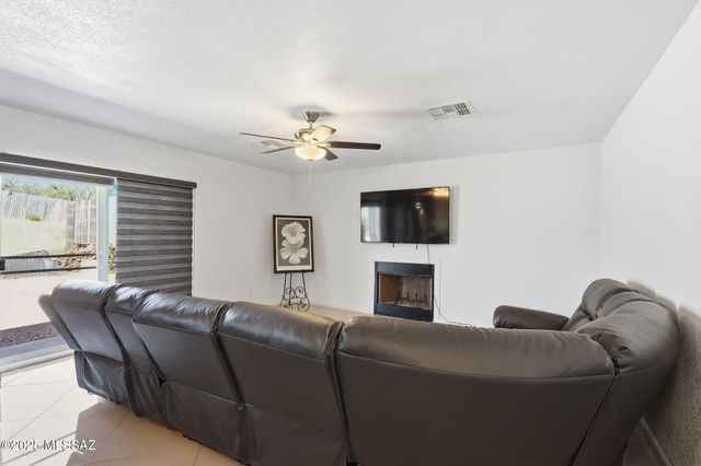 952 Via Plata, Rio Rico, AZ 85648