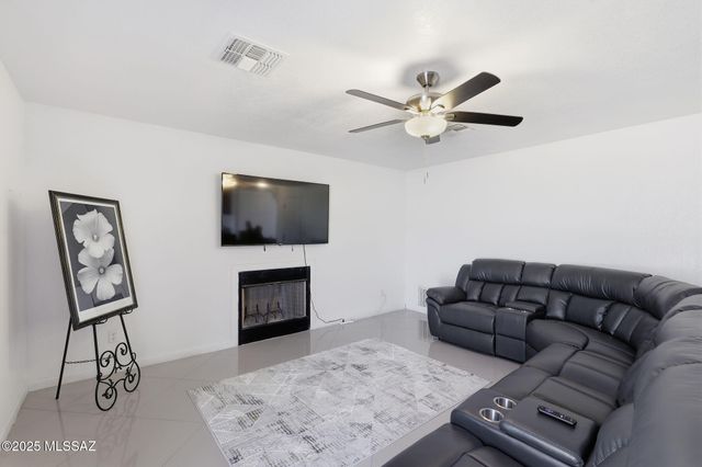 952 Via Plata, Rio Rico, AZ 85648