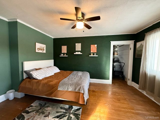 7894 E Summit Drive, Bessemer, MI 49911