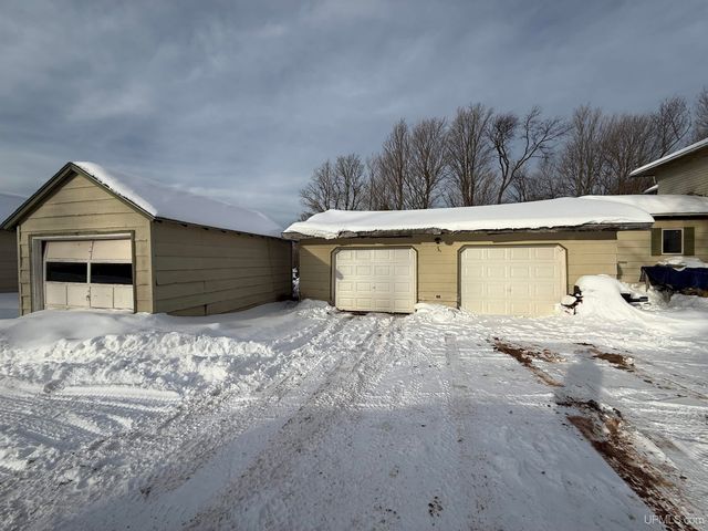 7894 E Summit Drive, Bessemer, MI 49911