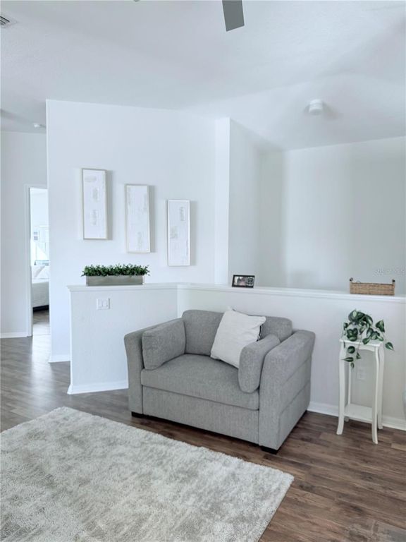 Image 15 of property listing at 1708 TRIANO CIRCLE 1708, Venice, FL 34292