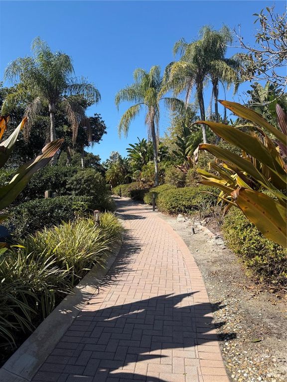 Image 51 of property listing at 1708 TRIANO CIRCLE 1708, Venice, FL 34292