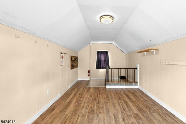 214 E Lincoln Ave, Roselle Park Boro, NJ 07204