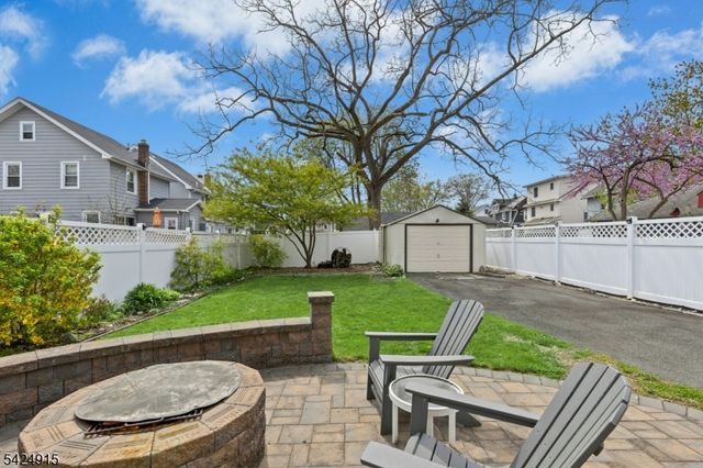 214 E Lincoln Ave, Roselle Park Boro, NJ 07204