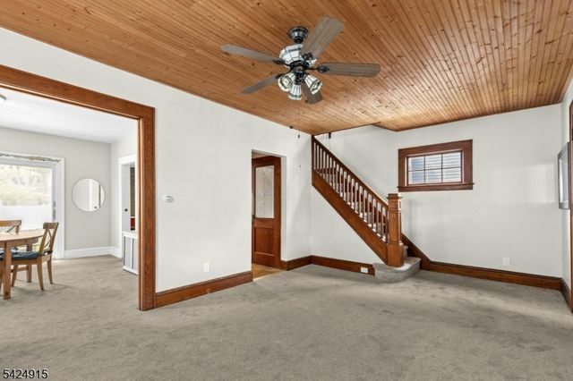 214 E Lincoln Ave, Roselle Park Boro, NJ 07204