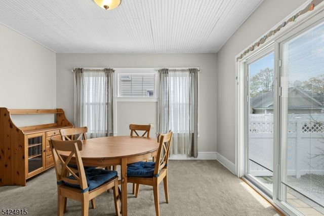 214 E Lincoln Ave, Roselle Park Boro, NJ 07204