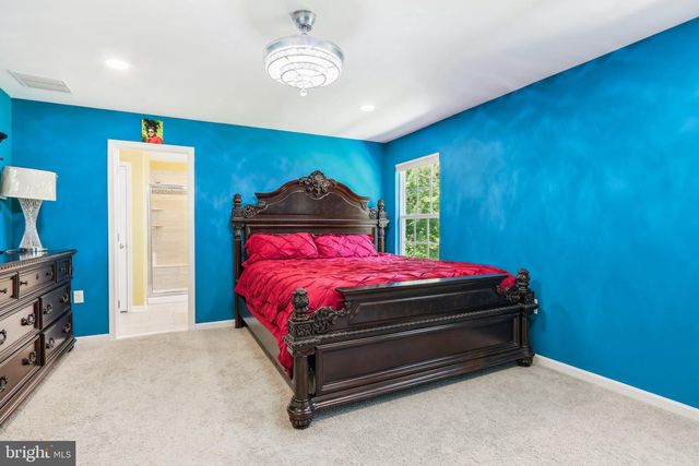 206 SHIELDS COURT, Monmouth Junction, NJ 08852