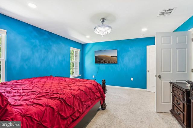 206 SHIELDS COURT, Monmouth Junction, NJ 08852