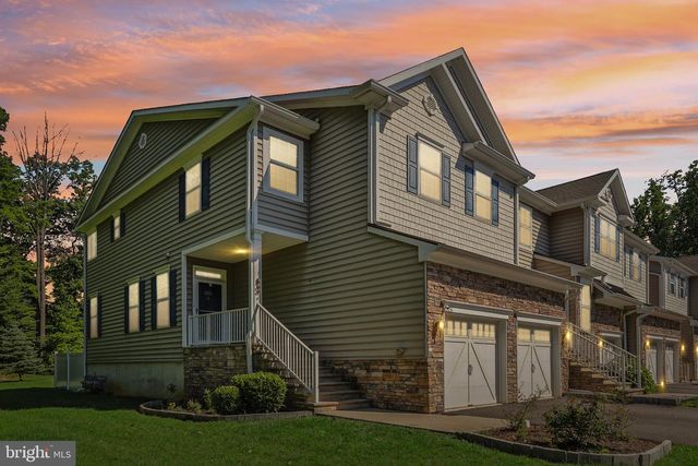 206 SHIELDS COURT, Monmouth Junction, NJ 08852