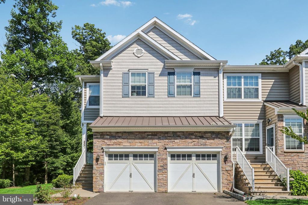 206 SHIELDS COURT, Monmouth Junction, NJ 08852