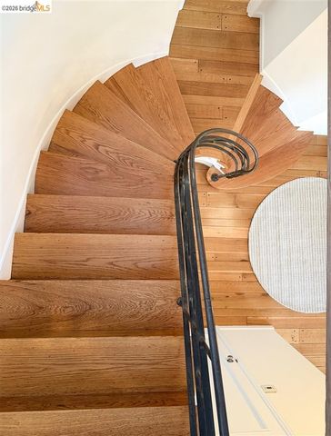 450 Vermont Ave, Berkeley, CA 94707