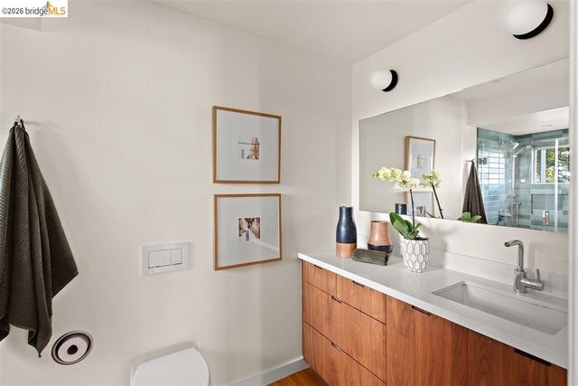 450 Vermont Ave, Berkeley, CA 94707