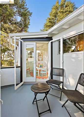 450 Vermont Ave, Berkeley, CA 94707