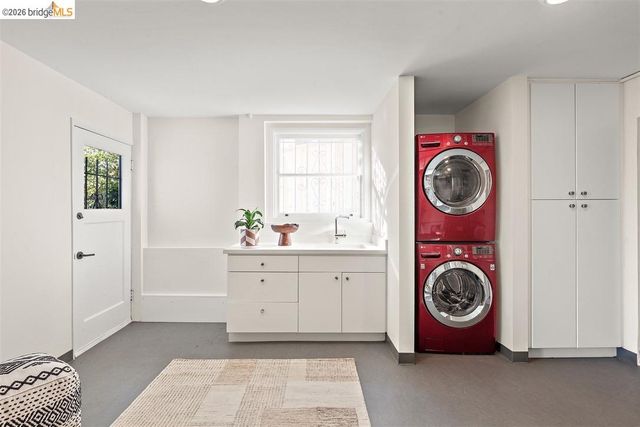 450 Vermont Ave, Berkeley, CA 94707