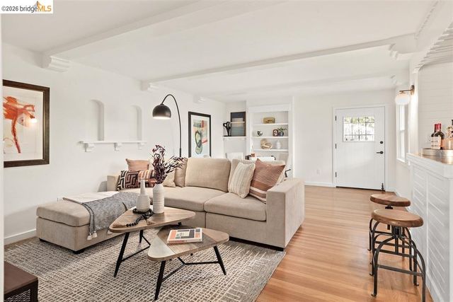 450 Vermont Ave, Berkeley, CA 94707