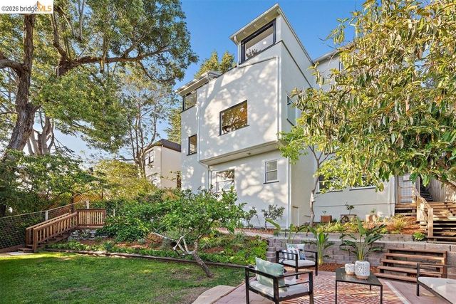 450 Vermont Ave, Berkeley, CA 94707