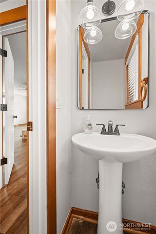 1511 34th Avenue Ct SW, Puyallup, WA 98373