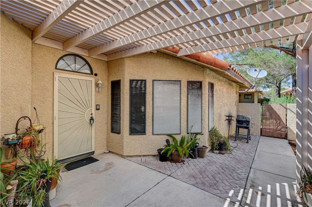 7916 Canoe Lane, Las Vegas, NV 89145 — photo 4
