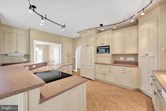 110 N MINE RD, Lebanon, PA 17042
