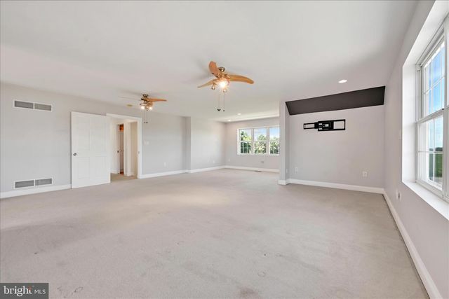 110 N MINE RD, Lebanon, PA 17042