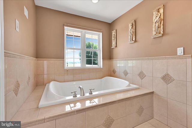 110 N MINE RD, Lebanon, PA 17042