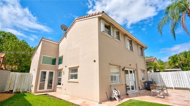 1237 NW 125th Ter, Sunrise, FL 33323