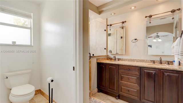 1237 NW 125th Ter, Sunrise, FL 33323