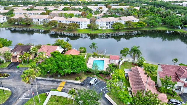 1237 NW 125th Ter, Sunrise, FL 33323