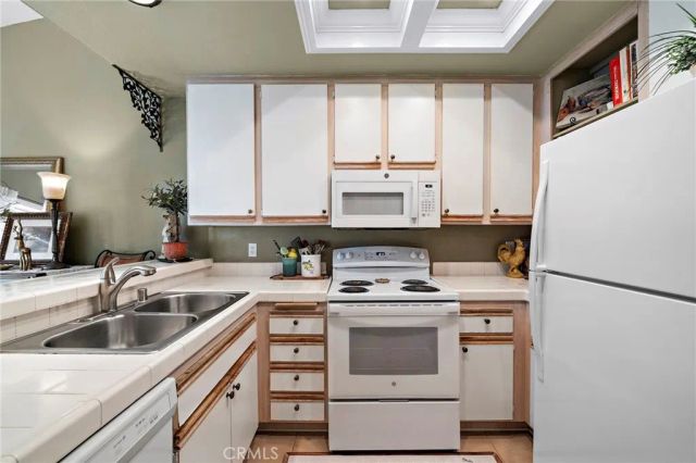2960 Champion Way 709, Tustin, CA 92782