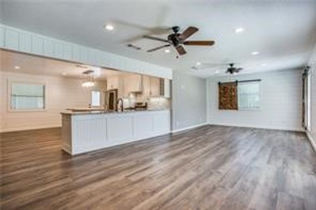 615 N Lamar Street, Tioga, TX 76271