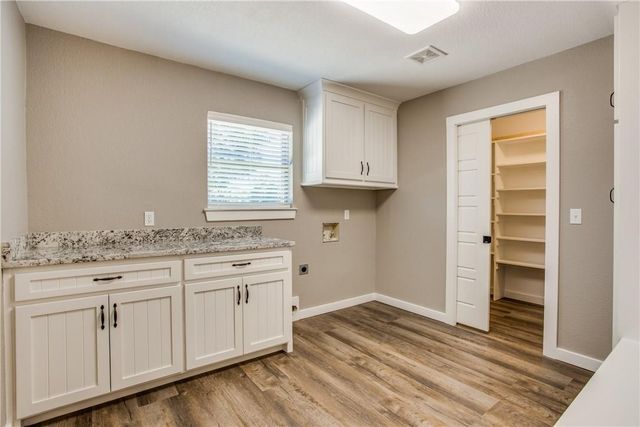 615 N Lamar Street, Tioga, TX 76271