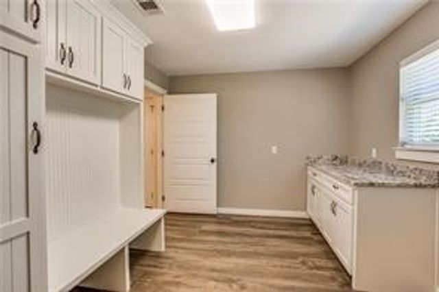 615 N Lamar Street, Tioga, TX 76271