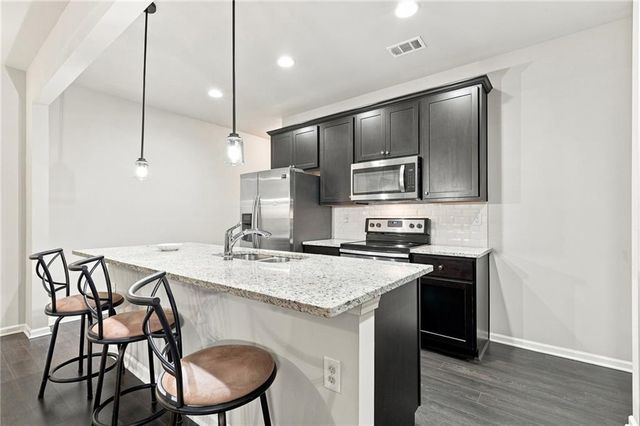 432 Mulberry Row SE, Atlanta, GA 30354