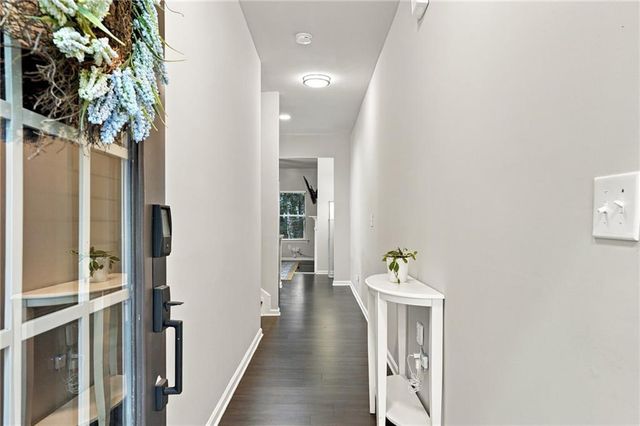 432 Mulberry Row SE, Atlanta, GA 30354
