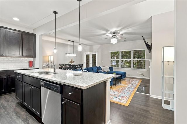 432 Mulberry Row SE, Atlanta, GA 30354