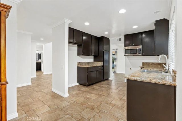 11162 Cochran, Riverside, CA 92505