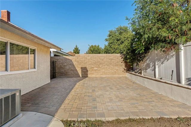 11162 Cochran, Riverside, CA 92505