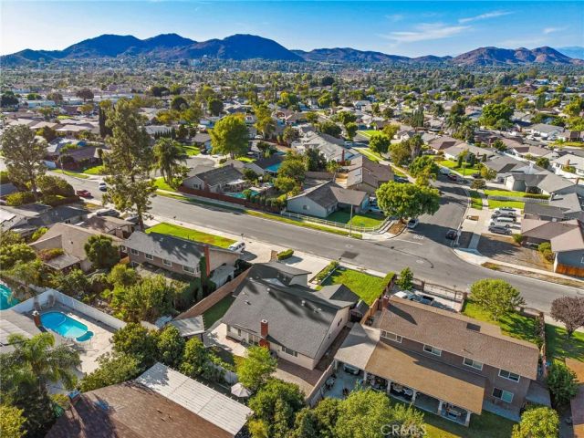 11162 Cochran, Riverside, CA 92505