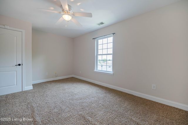 2108 Churchdown Ln, Louisville, KY 40214