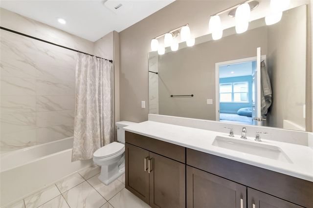 8366 VELDA TRAIL, Sarasota, FL 34241