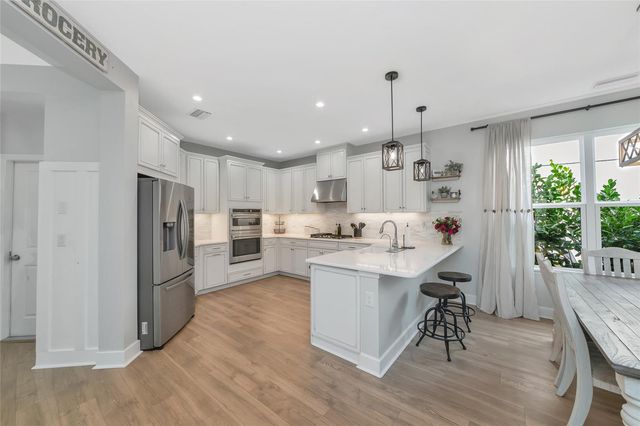8366 VELDA TRAIL, Sarasota, FL 34241