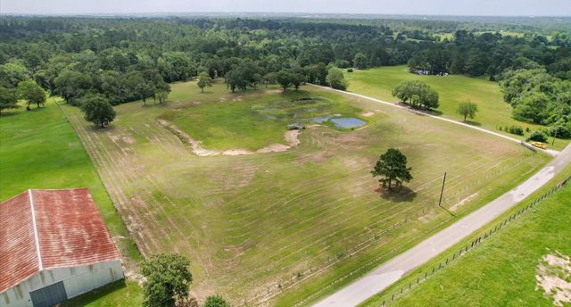 9445 Cr 415 E, Navasota, TX 77868