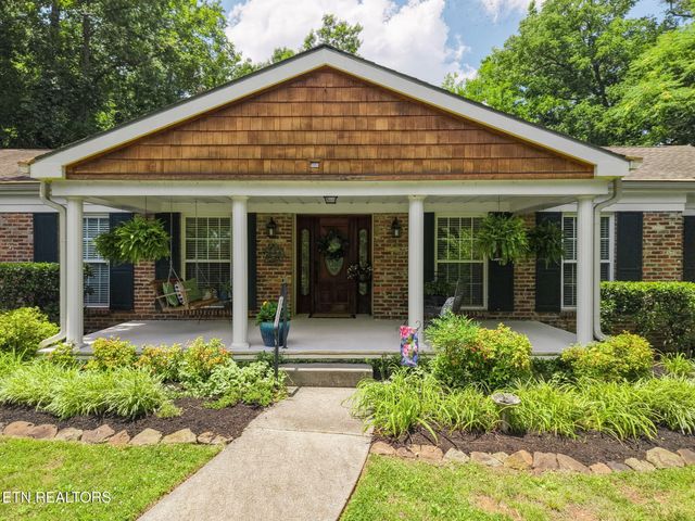 313 Forest Oak Drive, Knoxville, TN 37919
