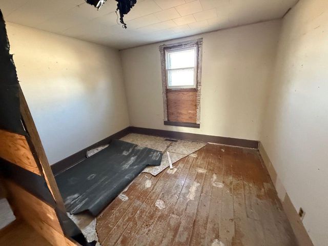 144 N GRAND AVENUE, Embarrass, WI 54933