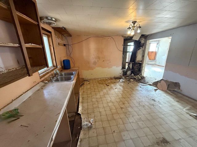 144 N GRAND AVENUE, Embarrass, WI 54933