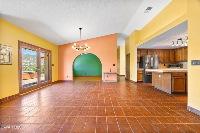 23921 Parke Court, Tehachapi, CA 93561
