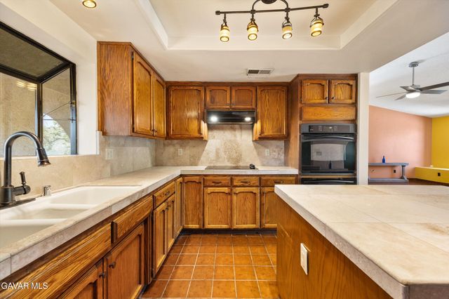 23921 Parke Court, Tehachapi, CA 93561