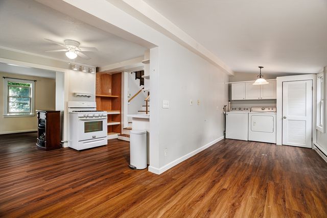 48R Manchester St, Leominster, MA 01453