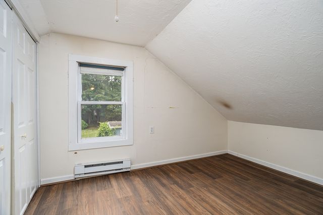 48R Manchester St, Leominster, MA 01453